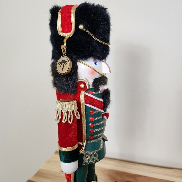 Vintage Bombay Company Christmas Nutcracker Knight Alexander Wooden 2003 - Picture 4 of 8